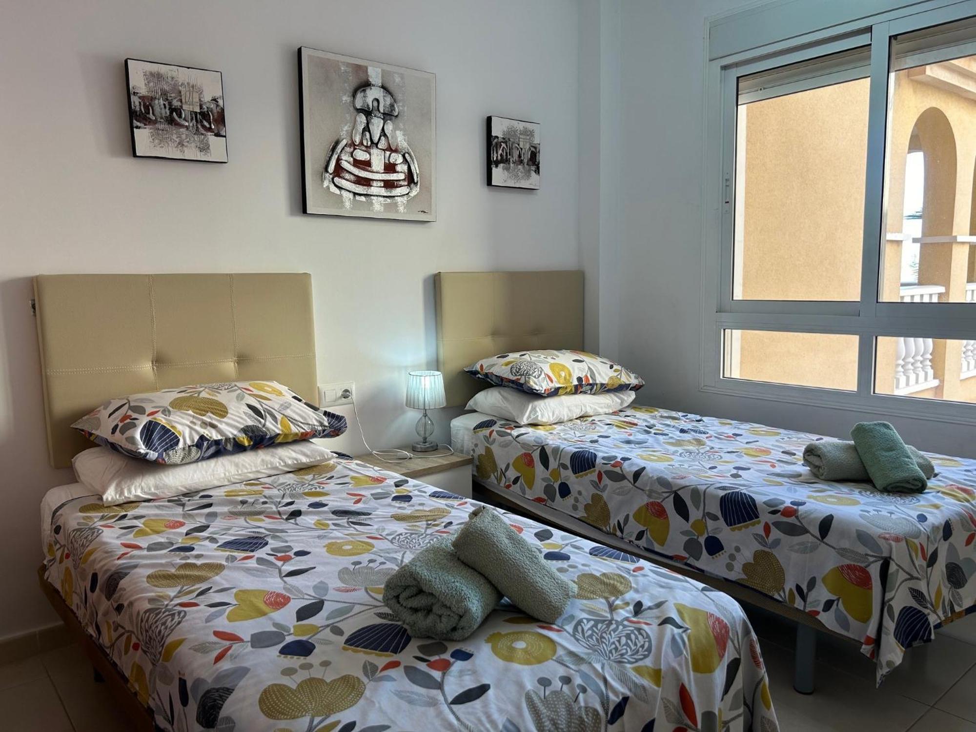 Beautiful 3 Bed, 2 Bath Modern Apartment Los Alcázares Exterior foto